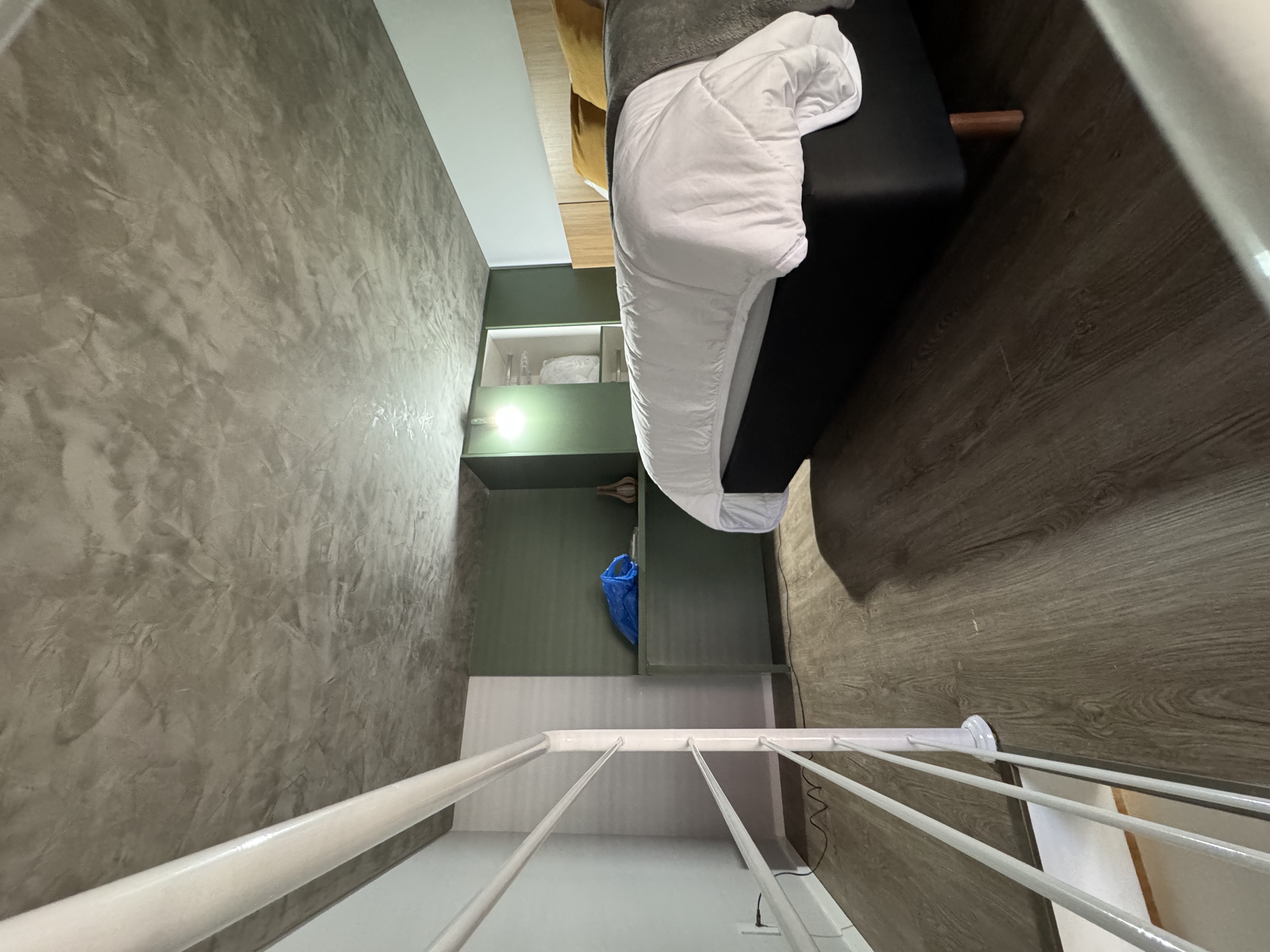 Brizz Smart Stay