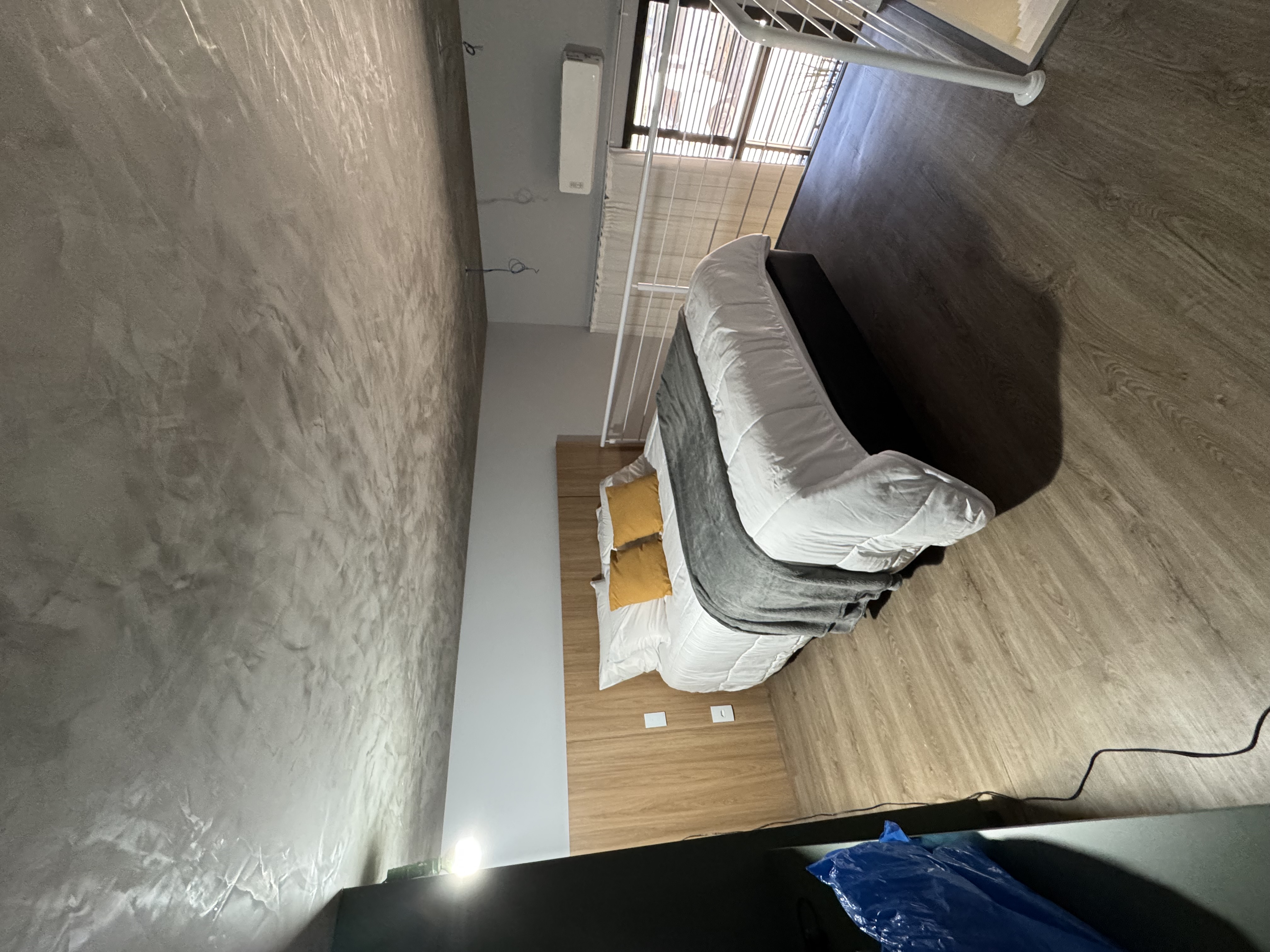 Brizz Smart Stay